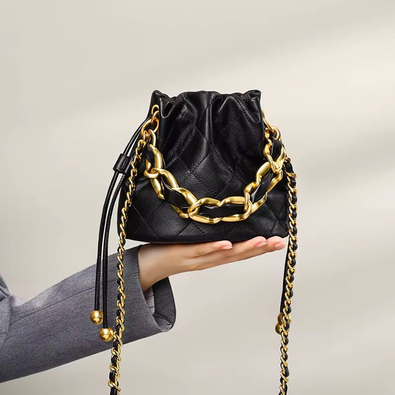 Hand bag