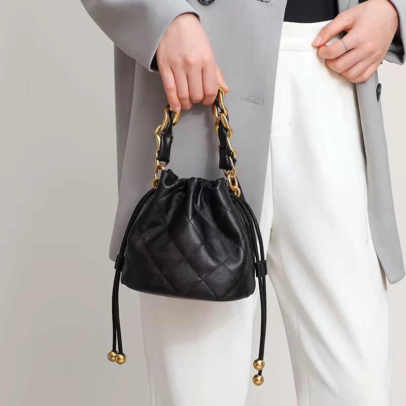 Hand bag